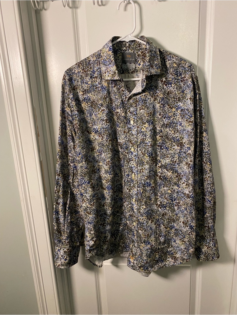 Thomas Dean Blue Floral Long-Sleeve Button-Up Shirt